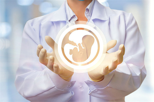长沙助孕生子高端机构：湖南试管婴儿医院成功率排名前五! 2022年男孩三代试管婴儿医院指南。(图1)
